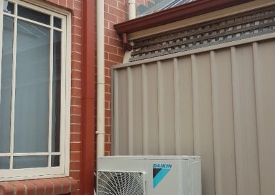 This North Adelaide client had a two-storey house for which we installed a Daikin 7.1 Kw Changeover in house