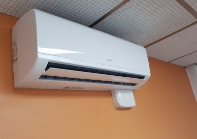 We installed this efficient air conditioning unit in a suburban Adelaide commercial building